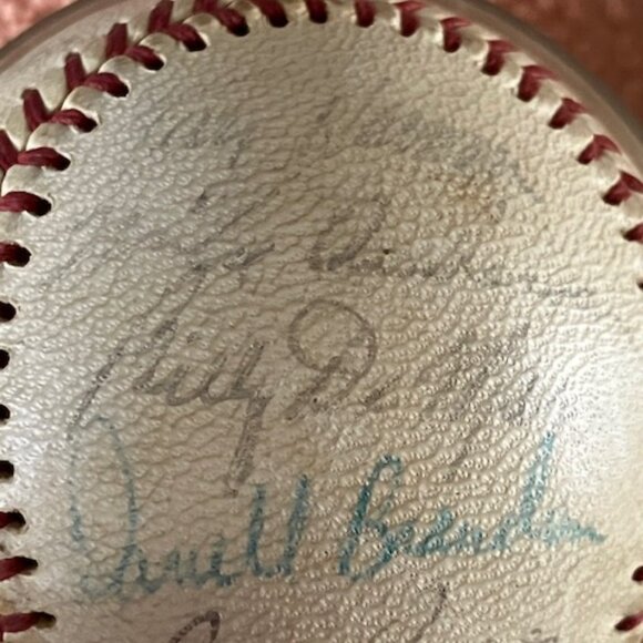 1973 Philadelphia Phillies Team Signed Baseball with letter - Picture 8 of 13